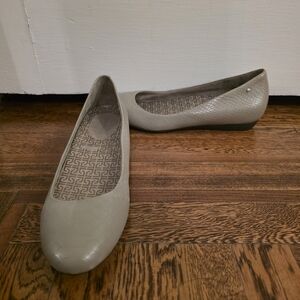 Rockport Women's Gray Flats